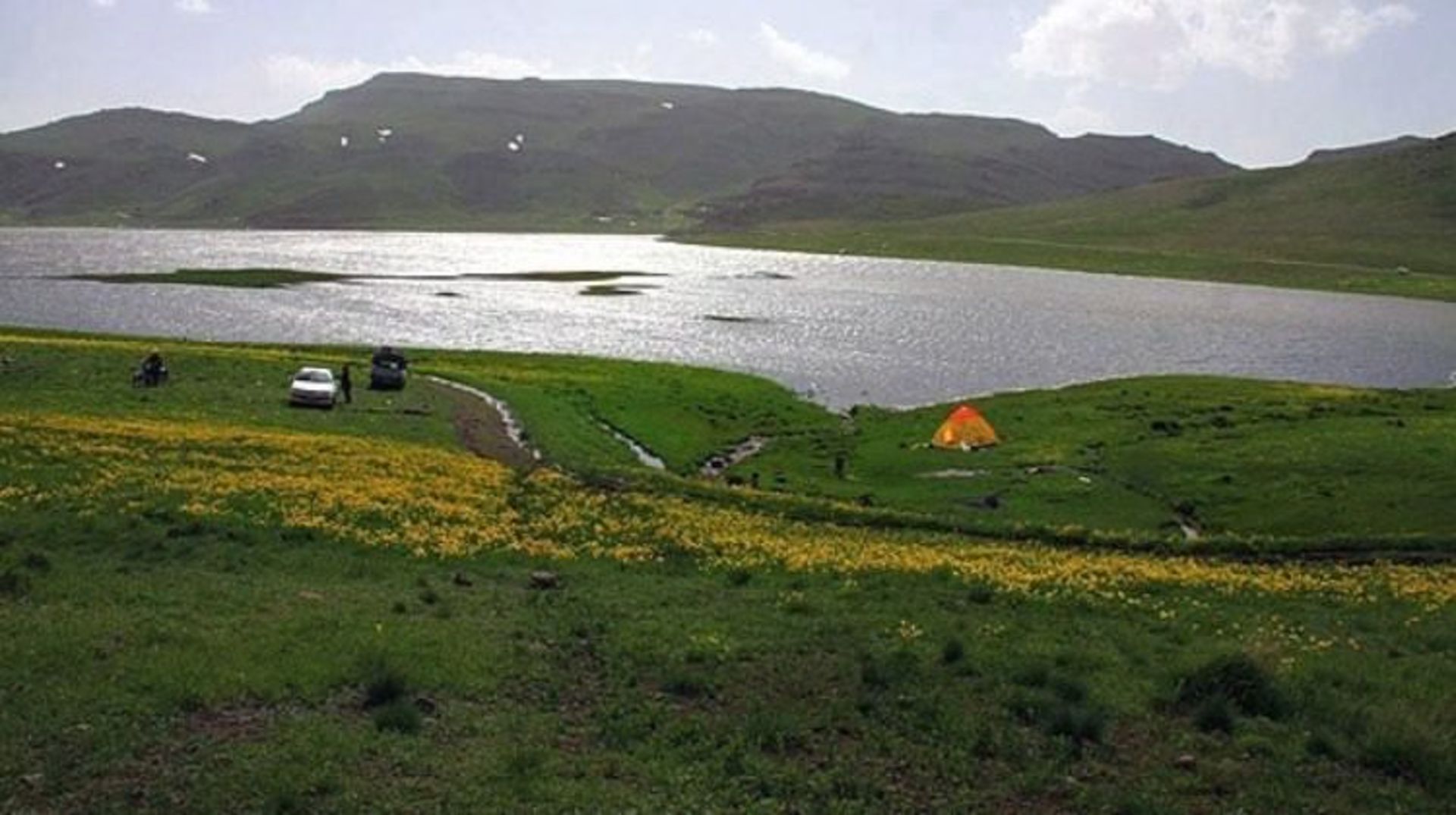دریاچه نئور