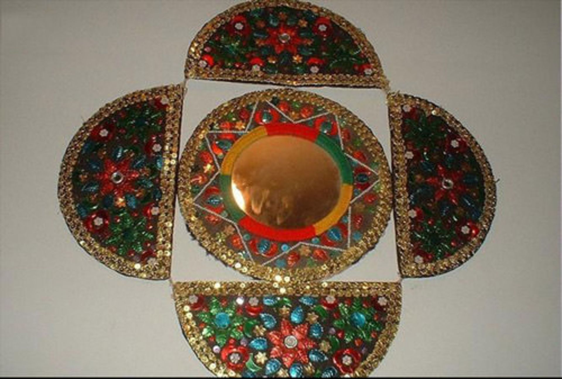 آیینه دوزی