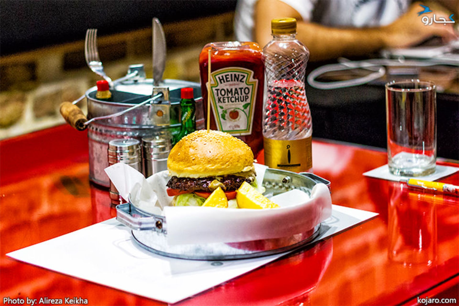 ویکافه - خیابان فلسطین