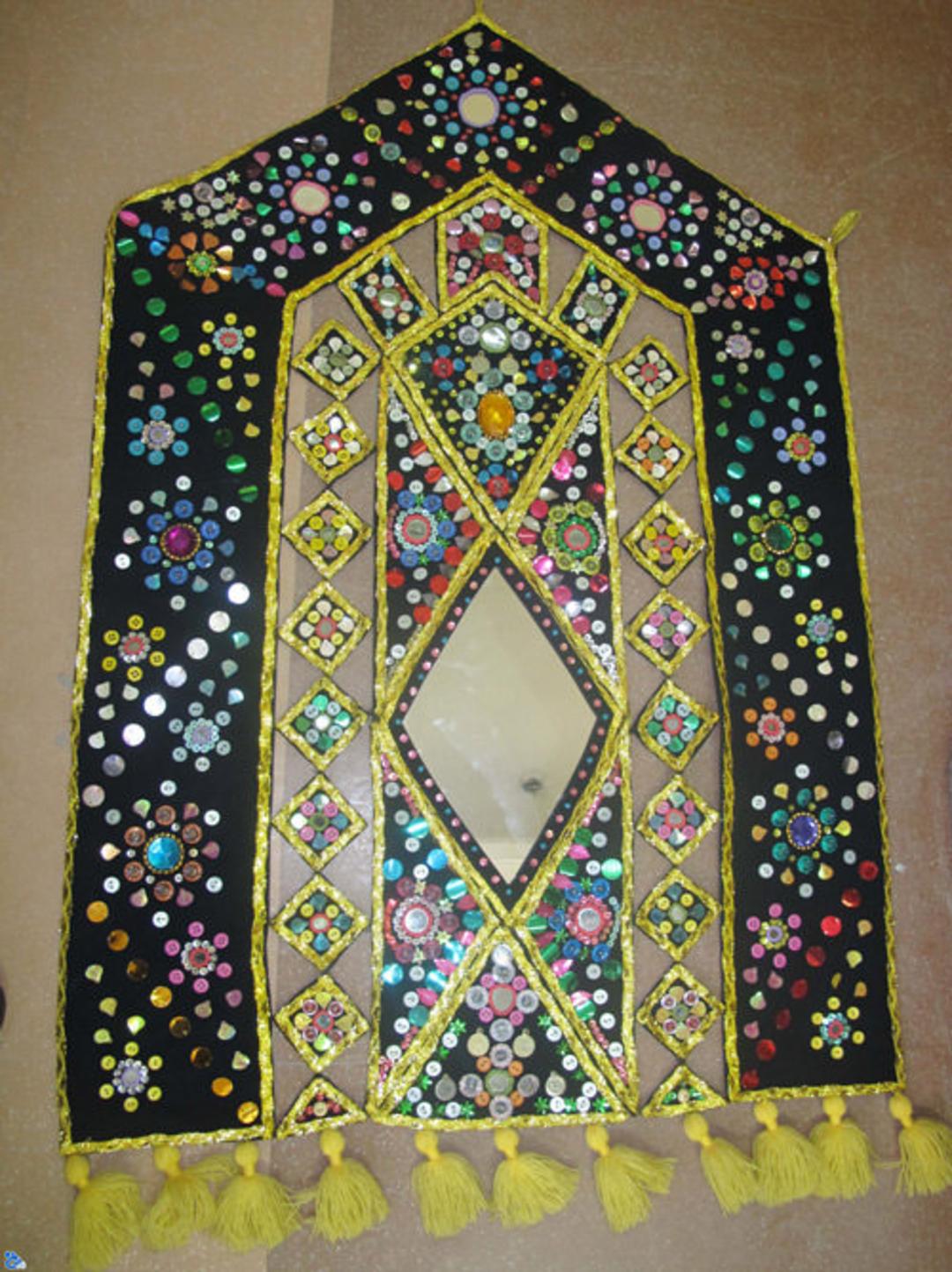 آیینه دوزی