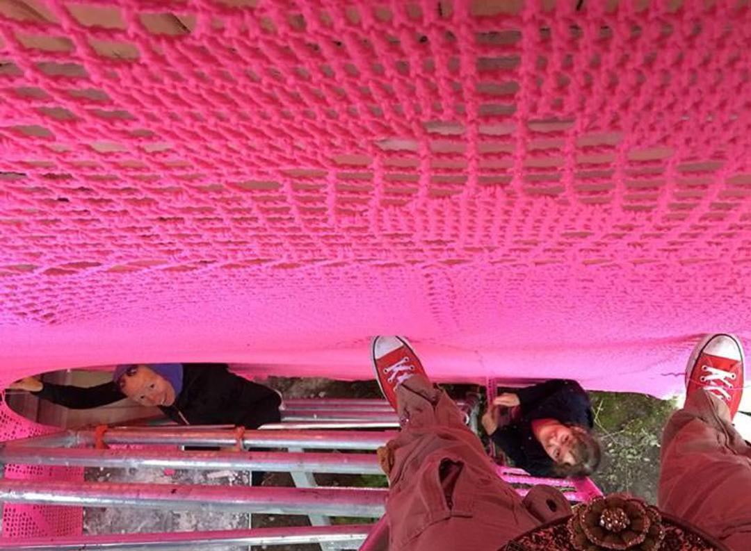 خانه صورتی بافتنی