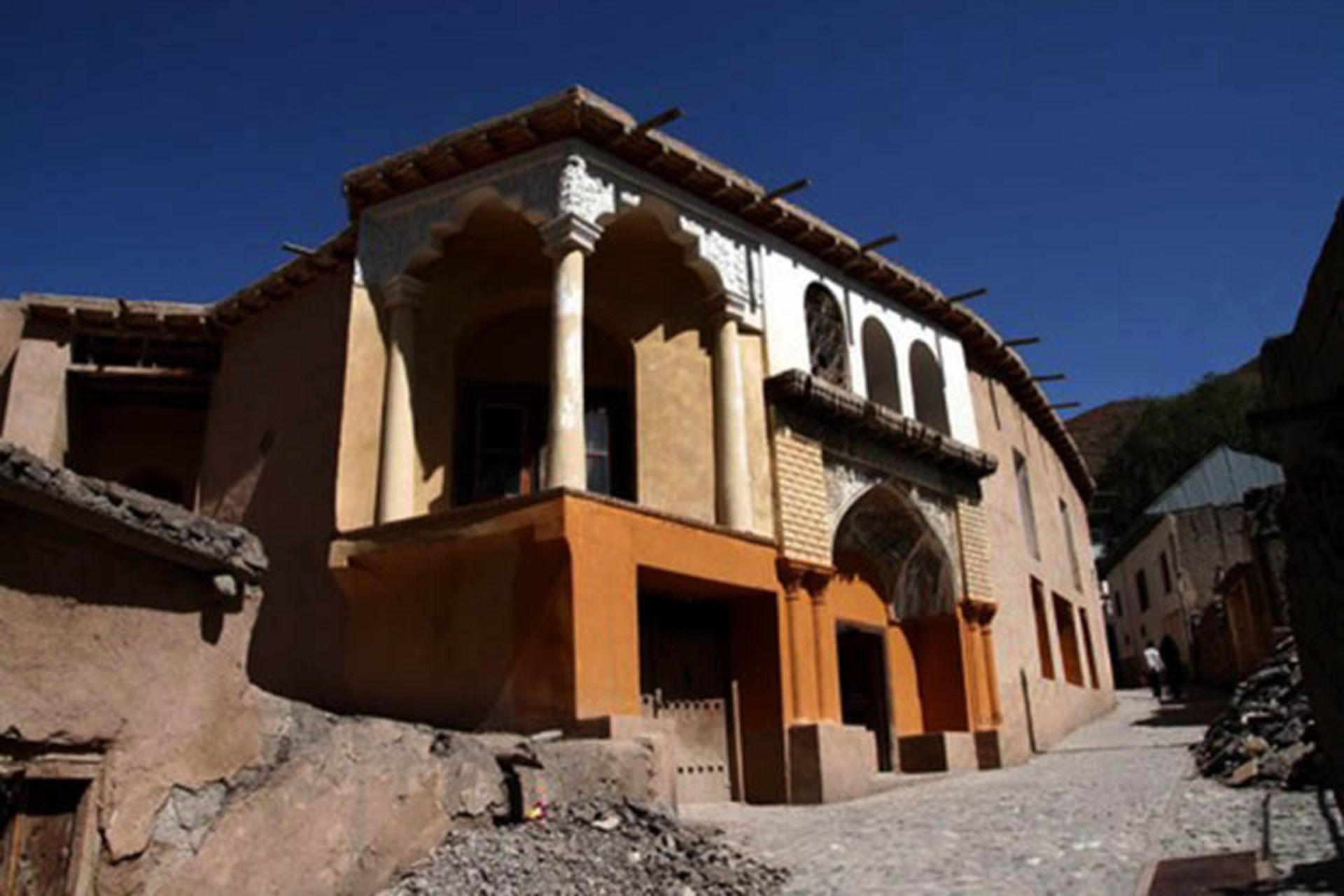 خانه نیما یوشیج