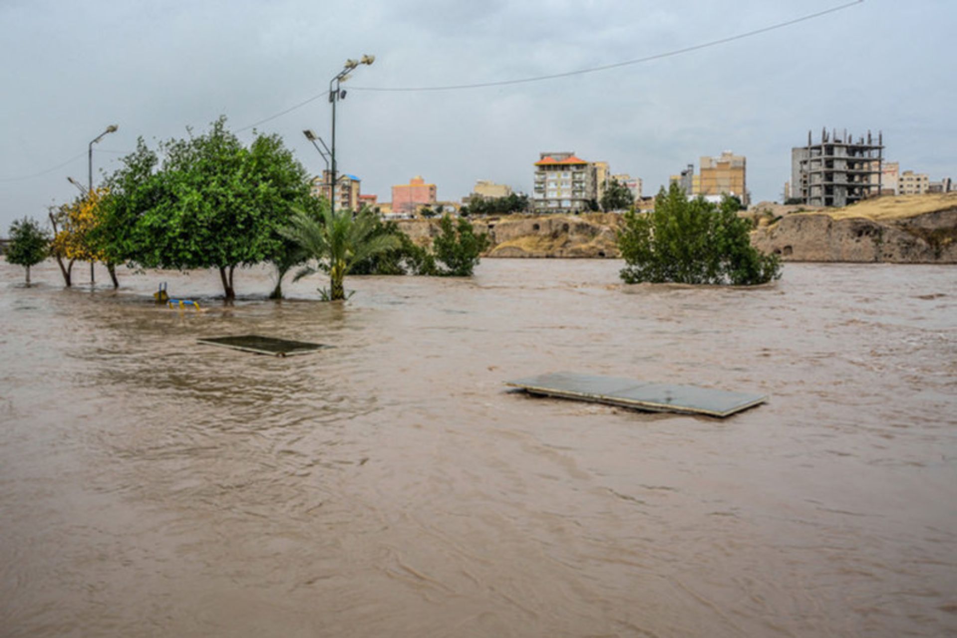سیل