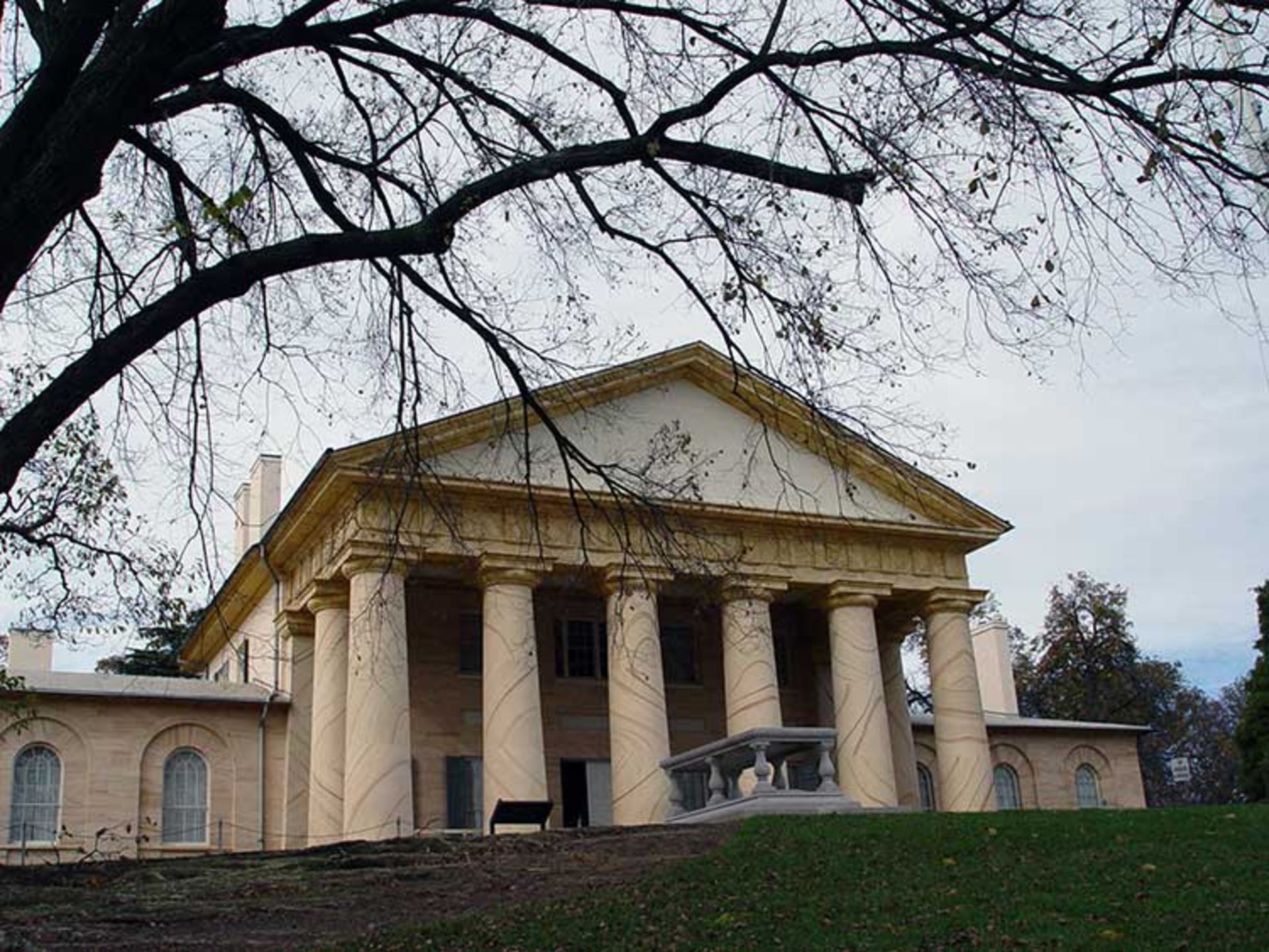 عمارت آرلینگتون