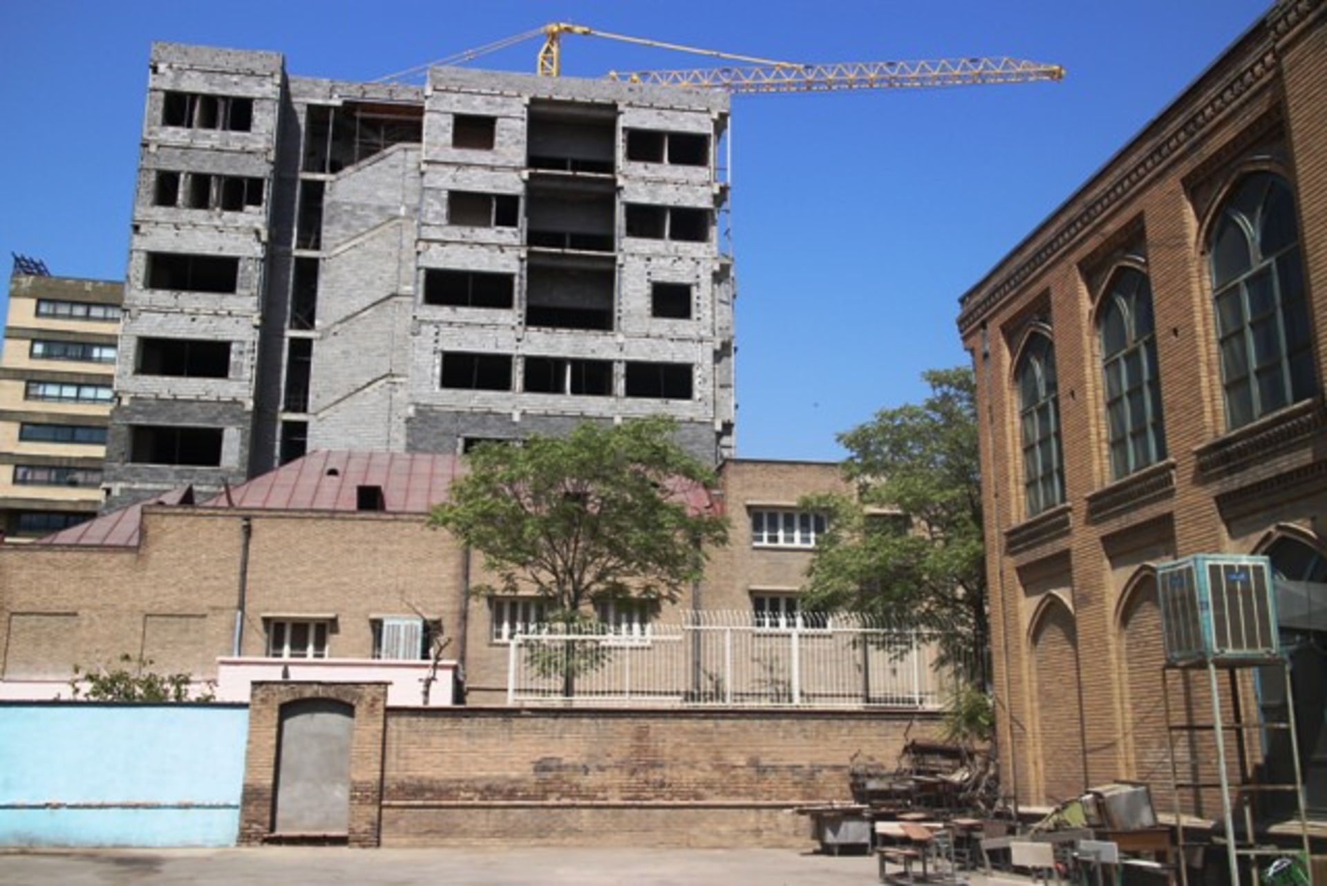 مدرسه انوشیروان دادگر 