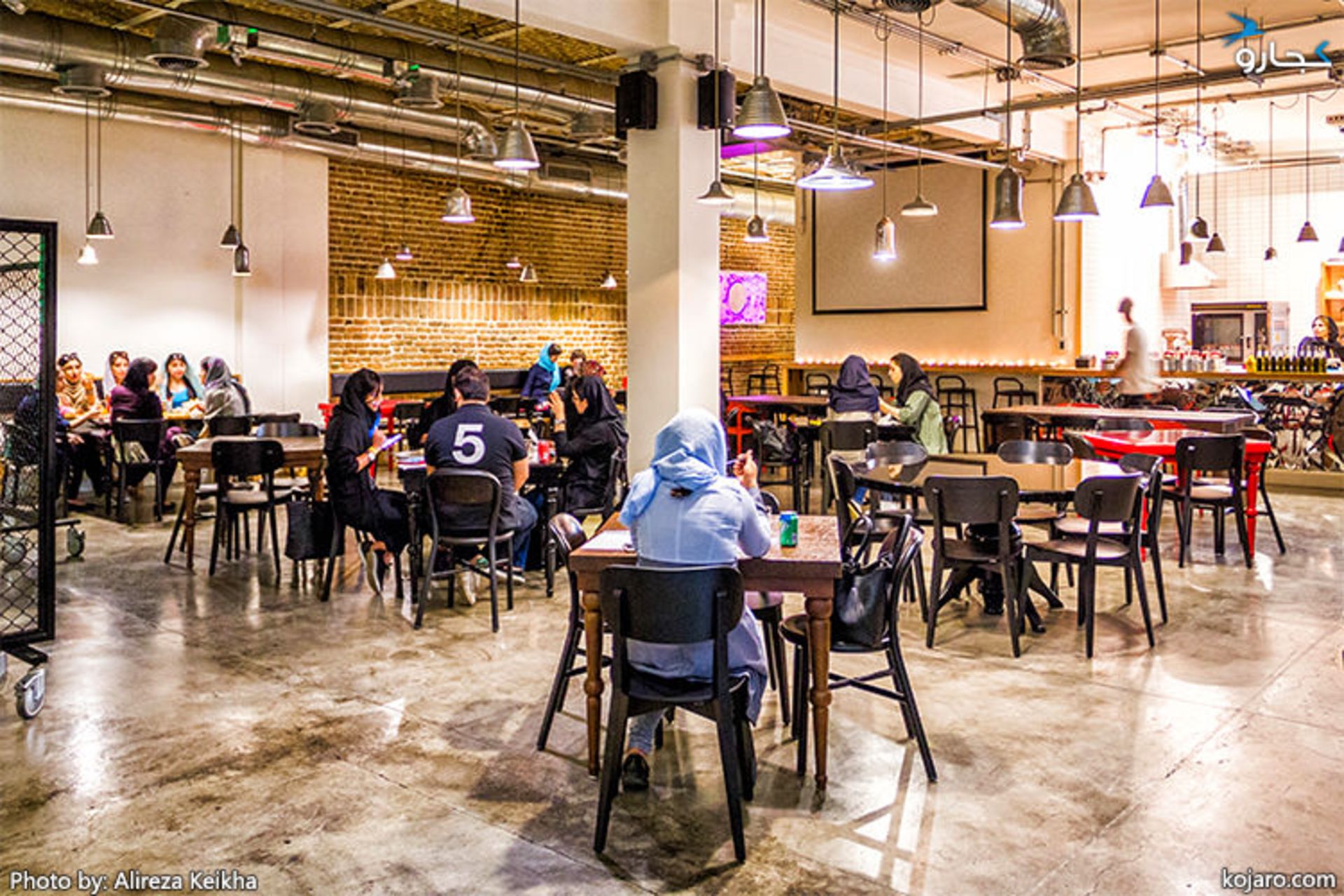 ویکافه - خیابان فلسطین