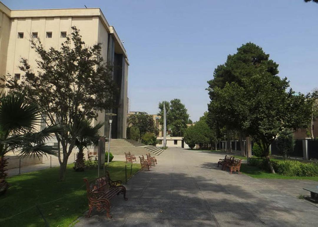 موزه ایران باستان