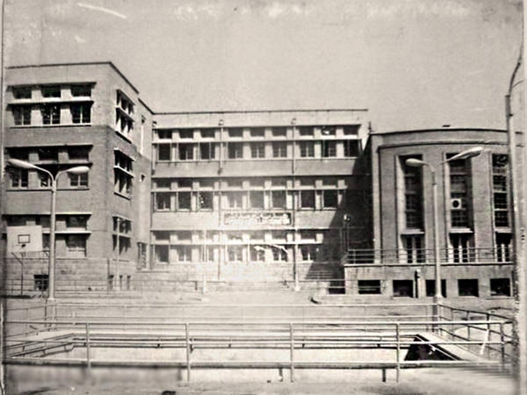 مدرسه اتفاق 