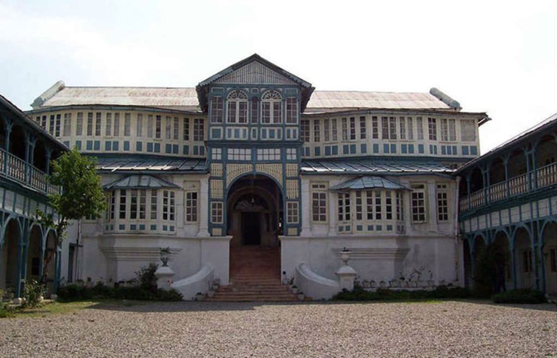 هتل ساووی در موسوری