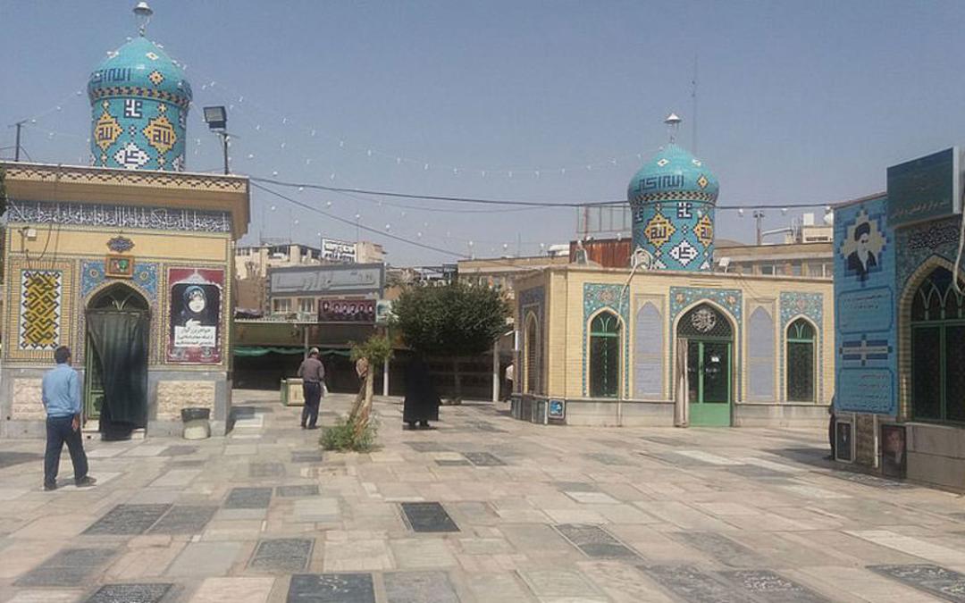 سنگ قبرهای قبرستان شیخان قم