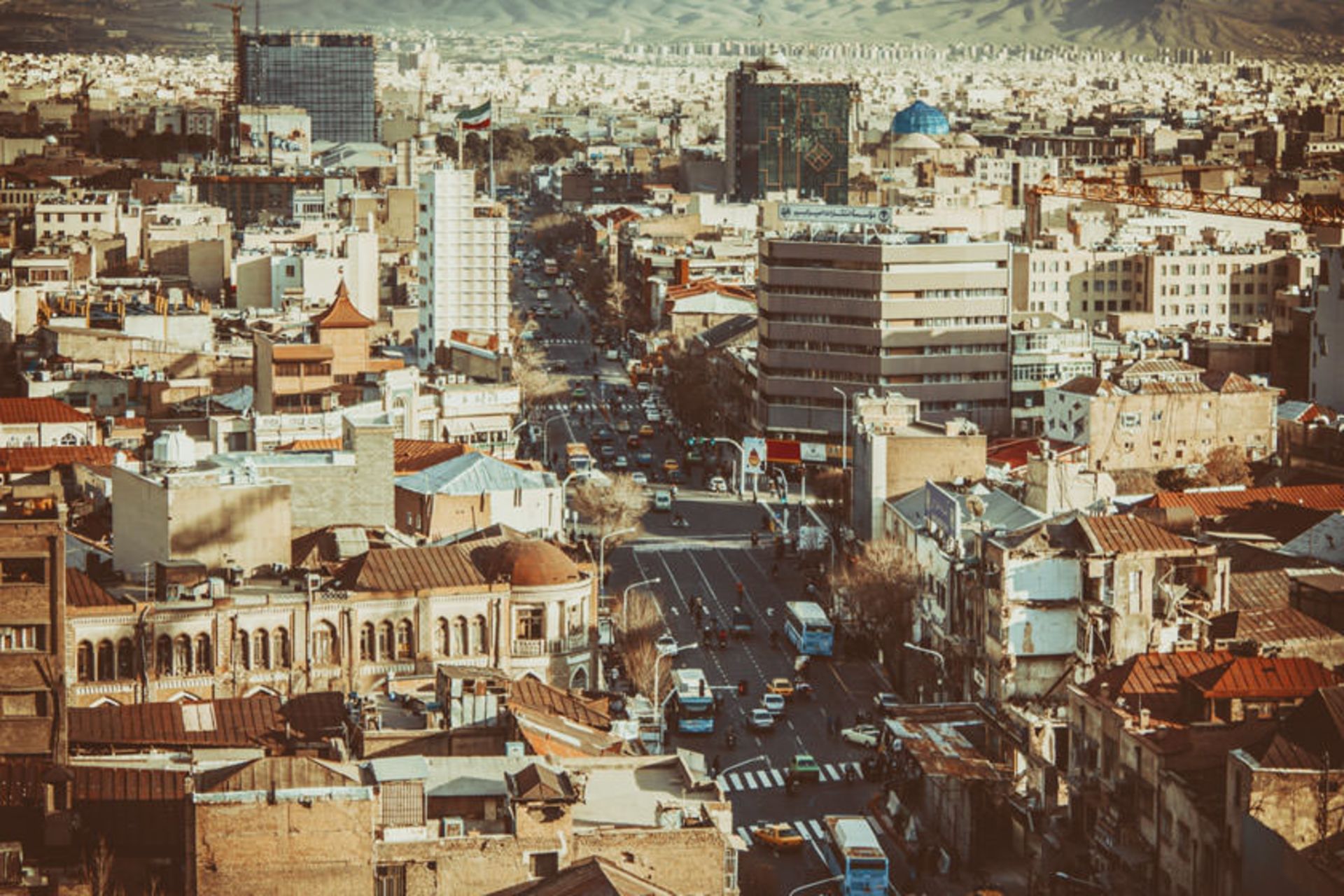 خیابان جمهوری - ساختمان های فرسوده