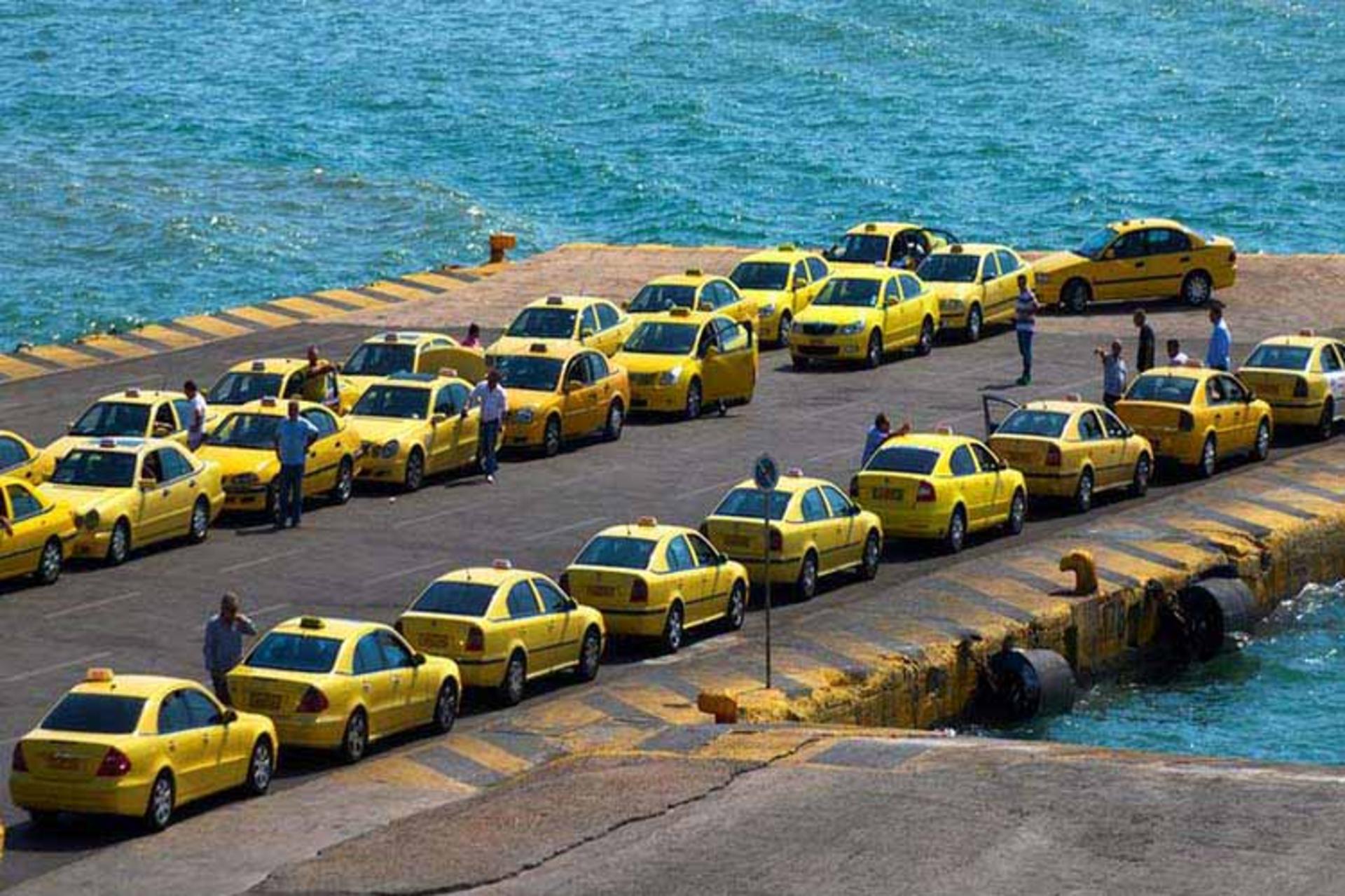 فرودگاه آتن