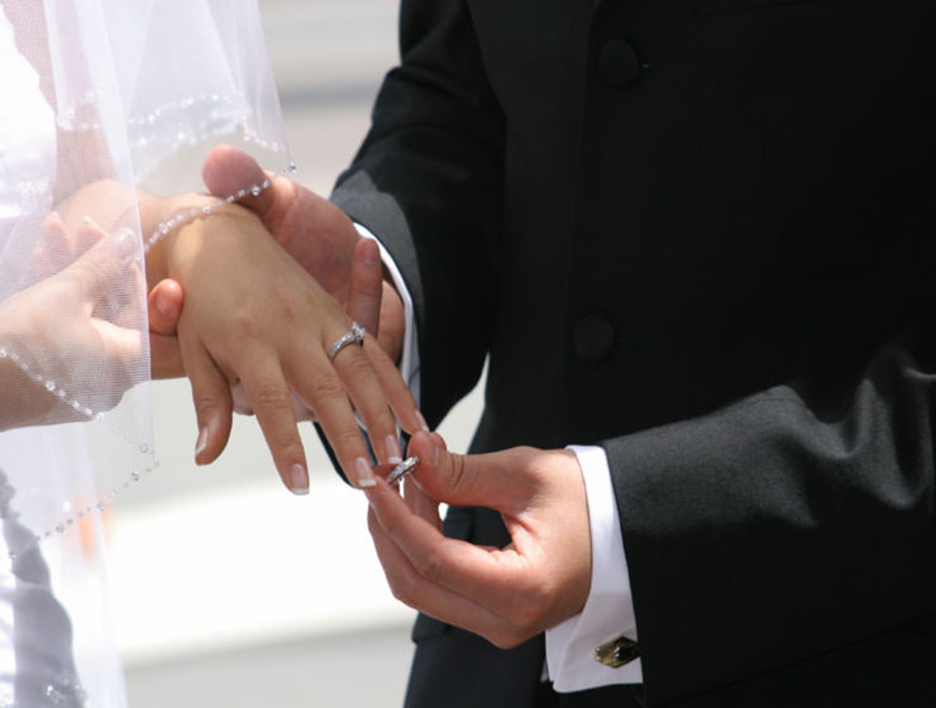 حلقه عروسی