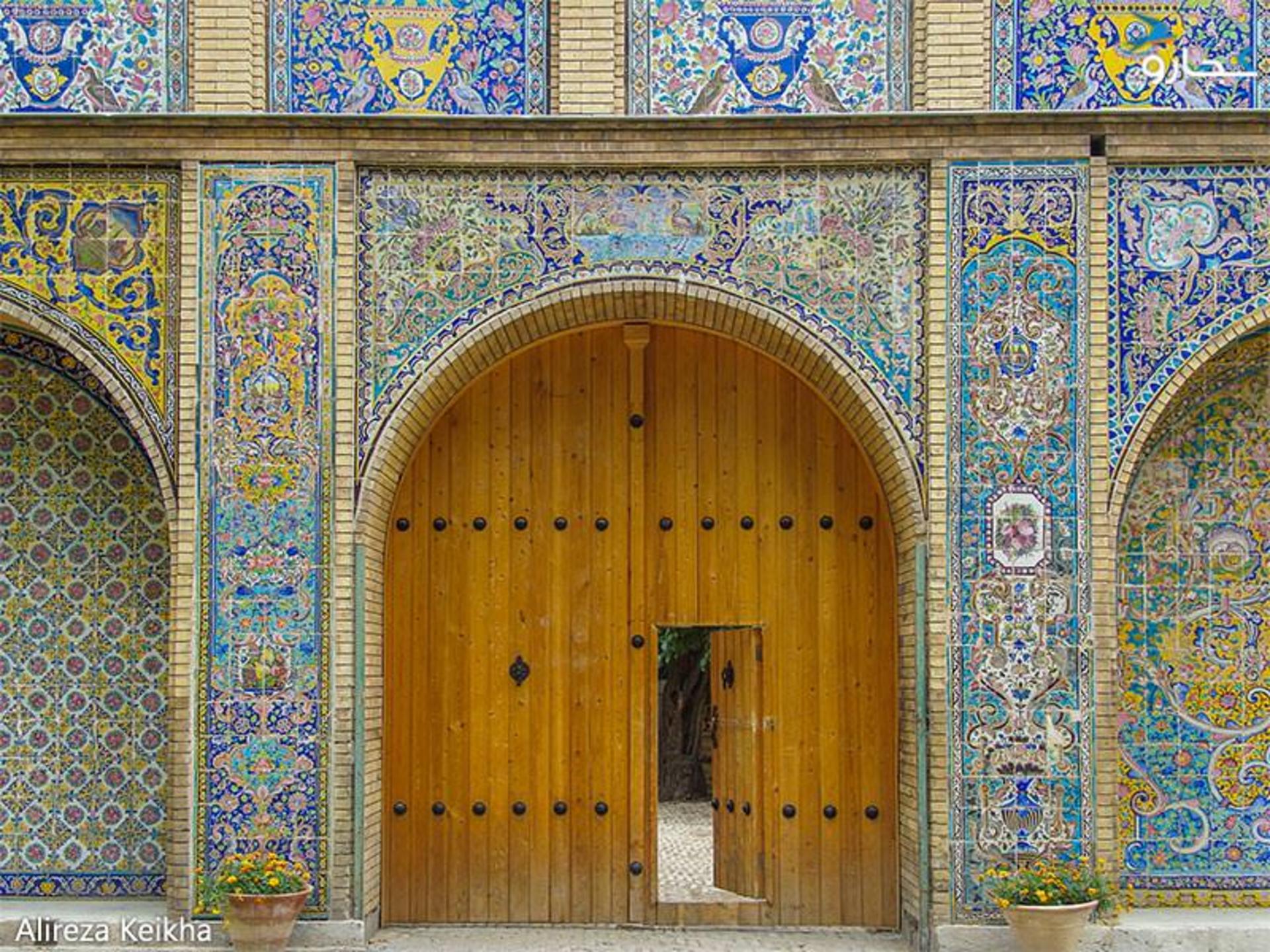کاشی کاری شمس العماره