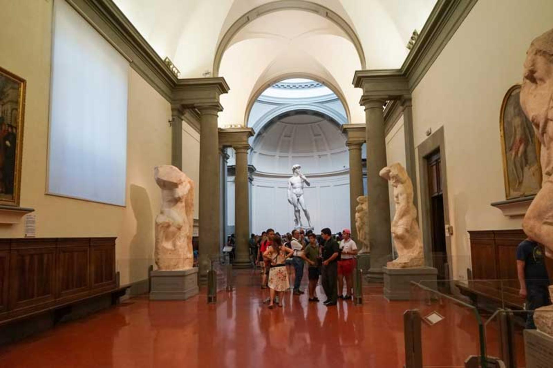 آکادمیا گالری (Accademia Gallery)