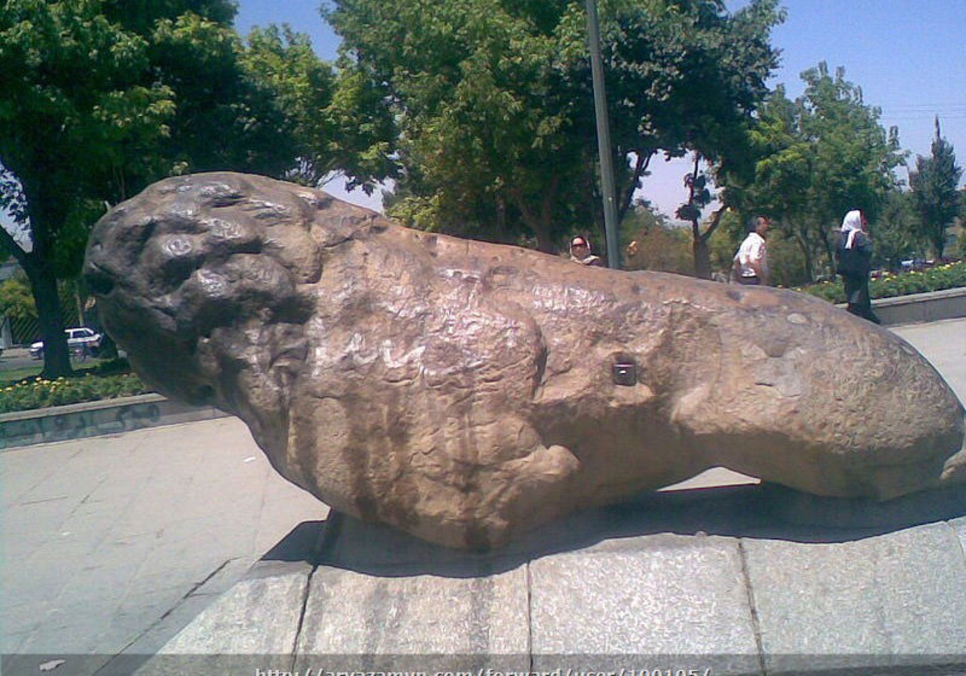 شیر سنگی همدان