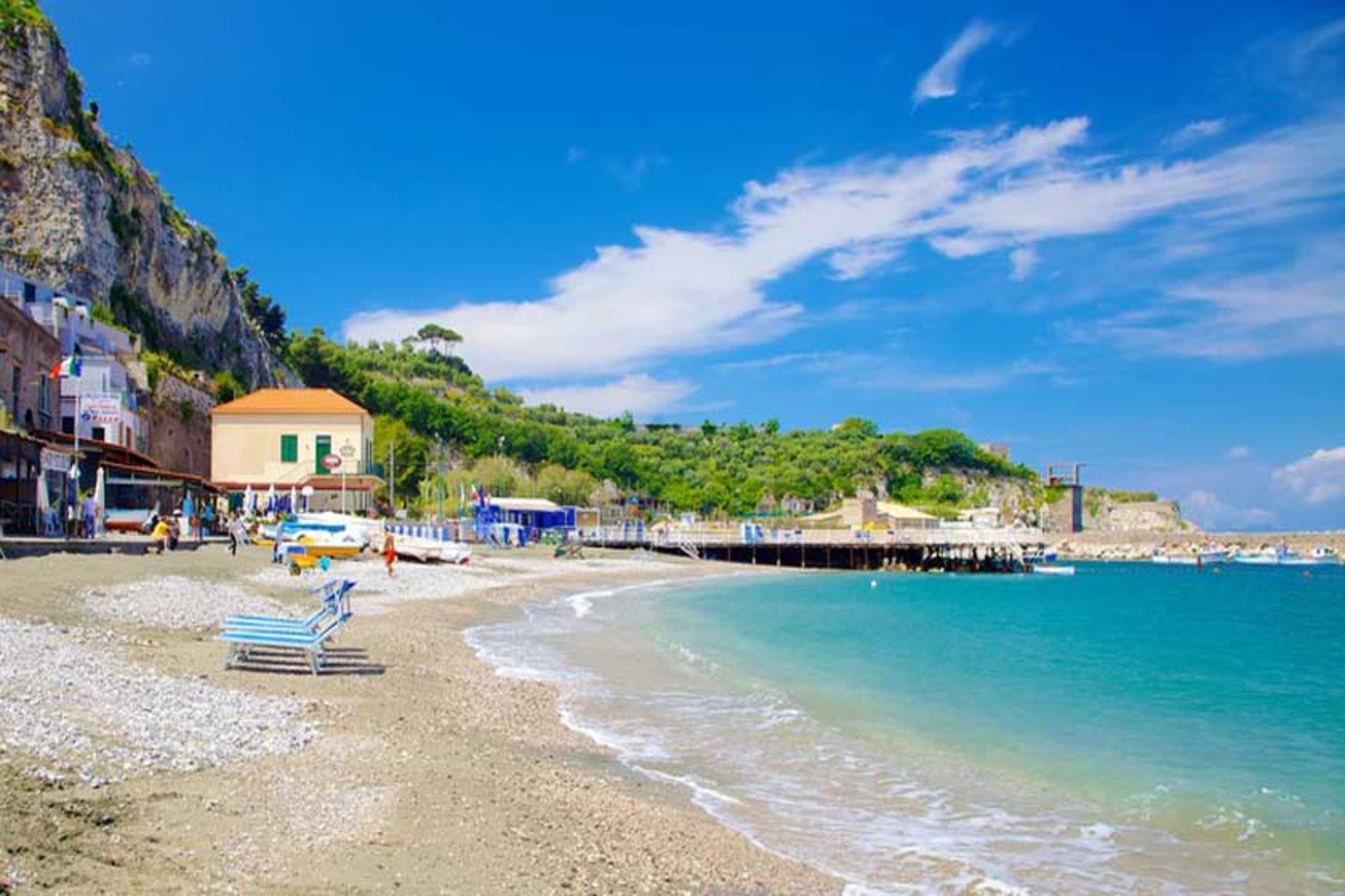 تفرجگاه ساحلی Marina di Puolo