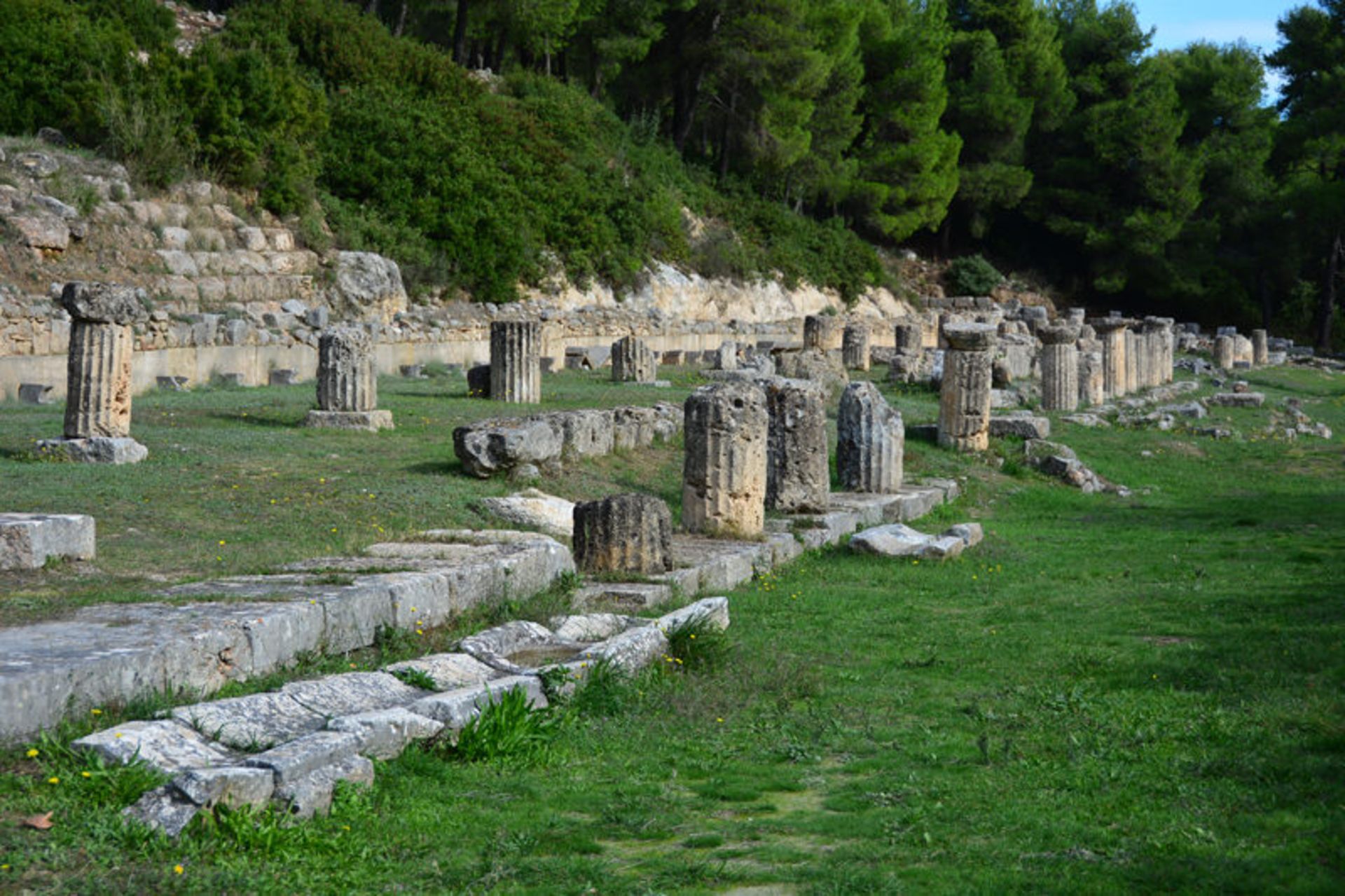 مجموعه باستان شناسی Amphiareion 