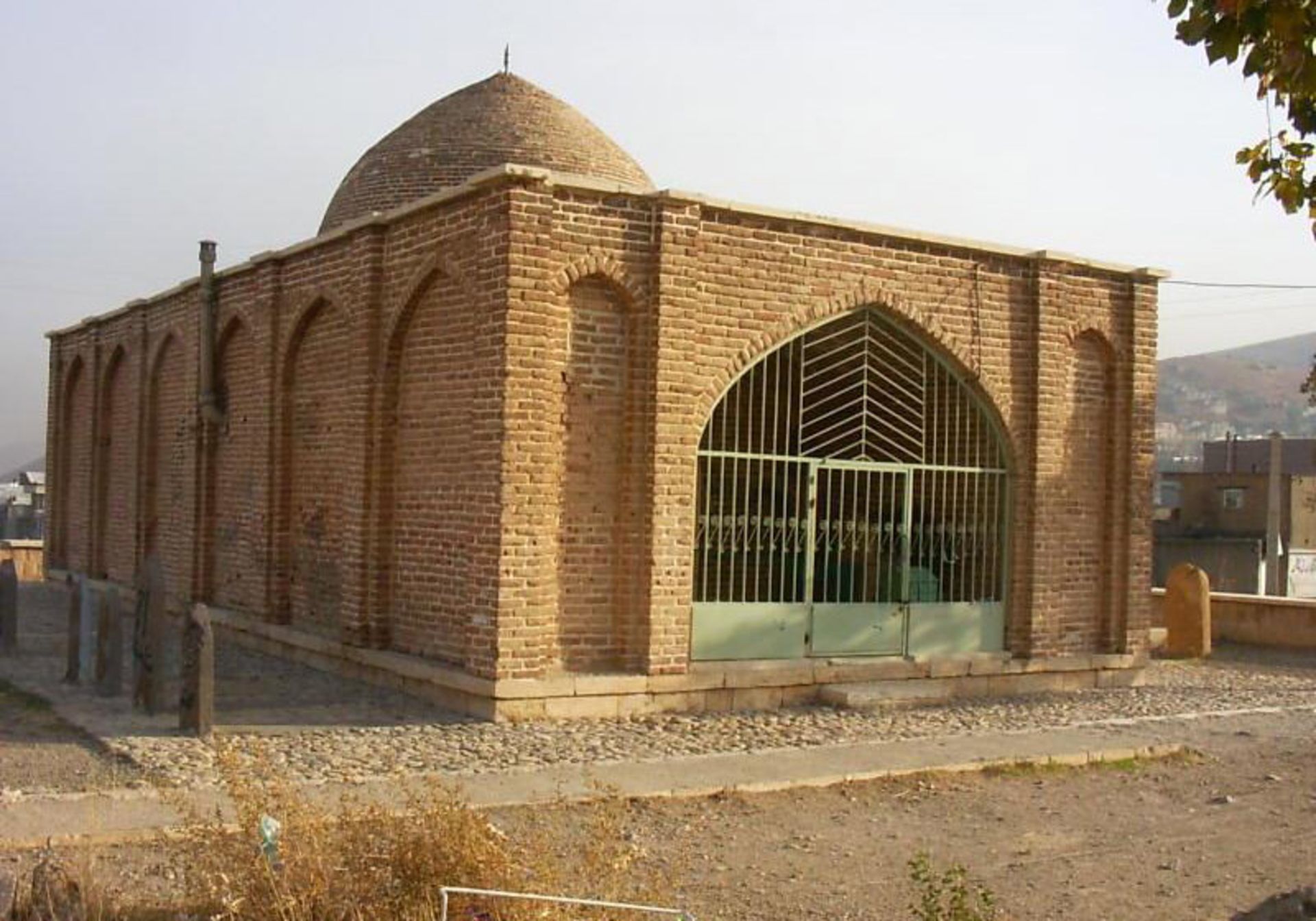 مقبره بداق سلطان مهاباد