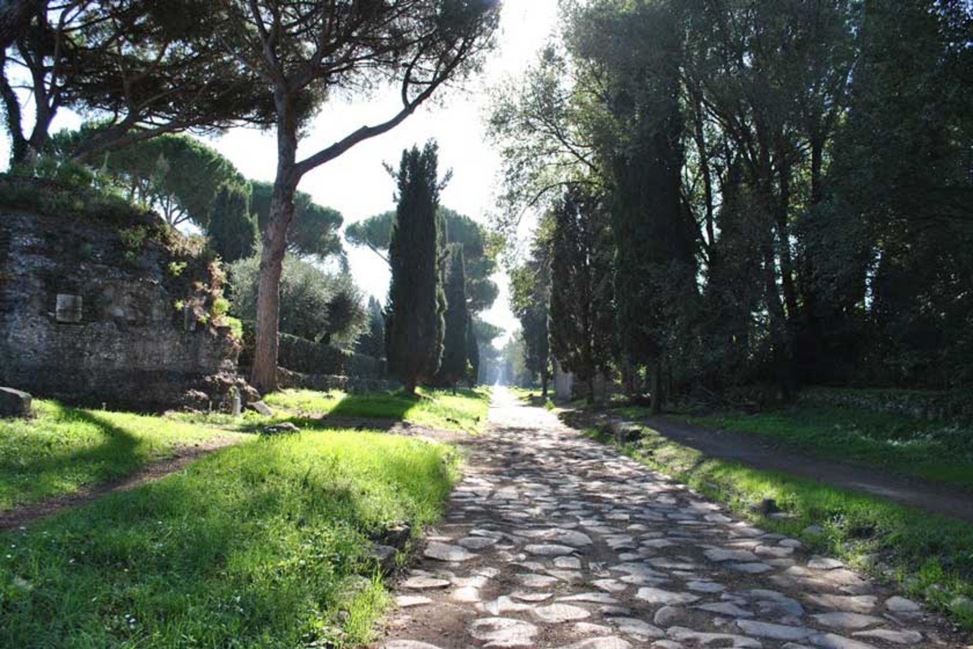 جاده آپیا (Appian Way)