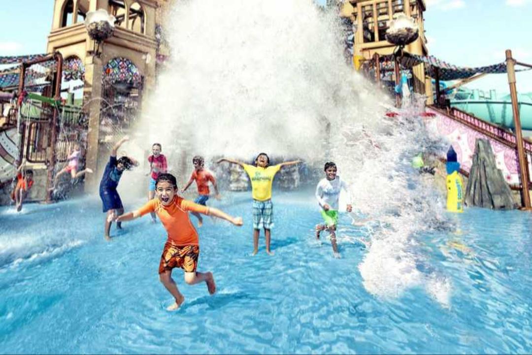 پارک دنیای آبی یاس، ابوظبی