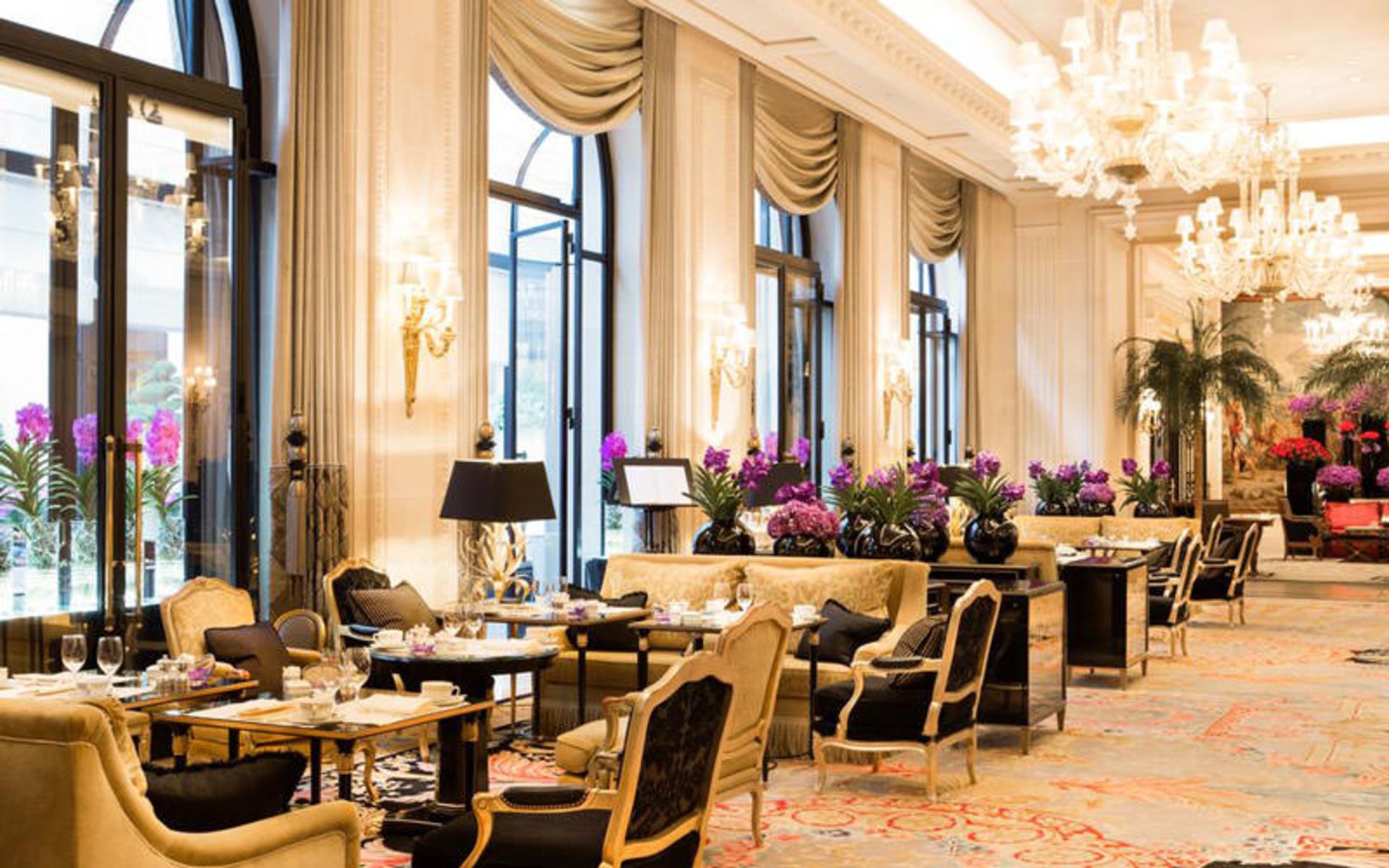 هتل چهار فصل جورجیا وی پاریس (Four Seasons Hotel George V Paris)