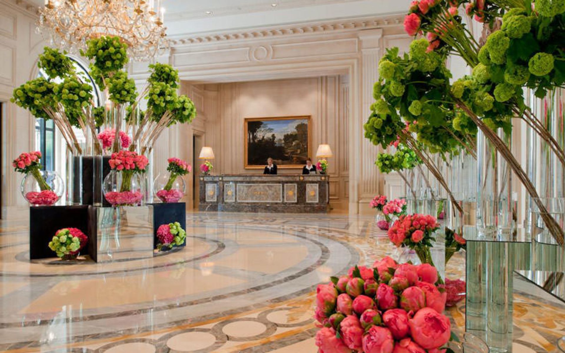 هتل چهار فصل جورجیا وی پاریس (Four Seasons Hotel George V Paris)