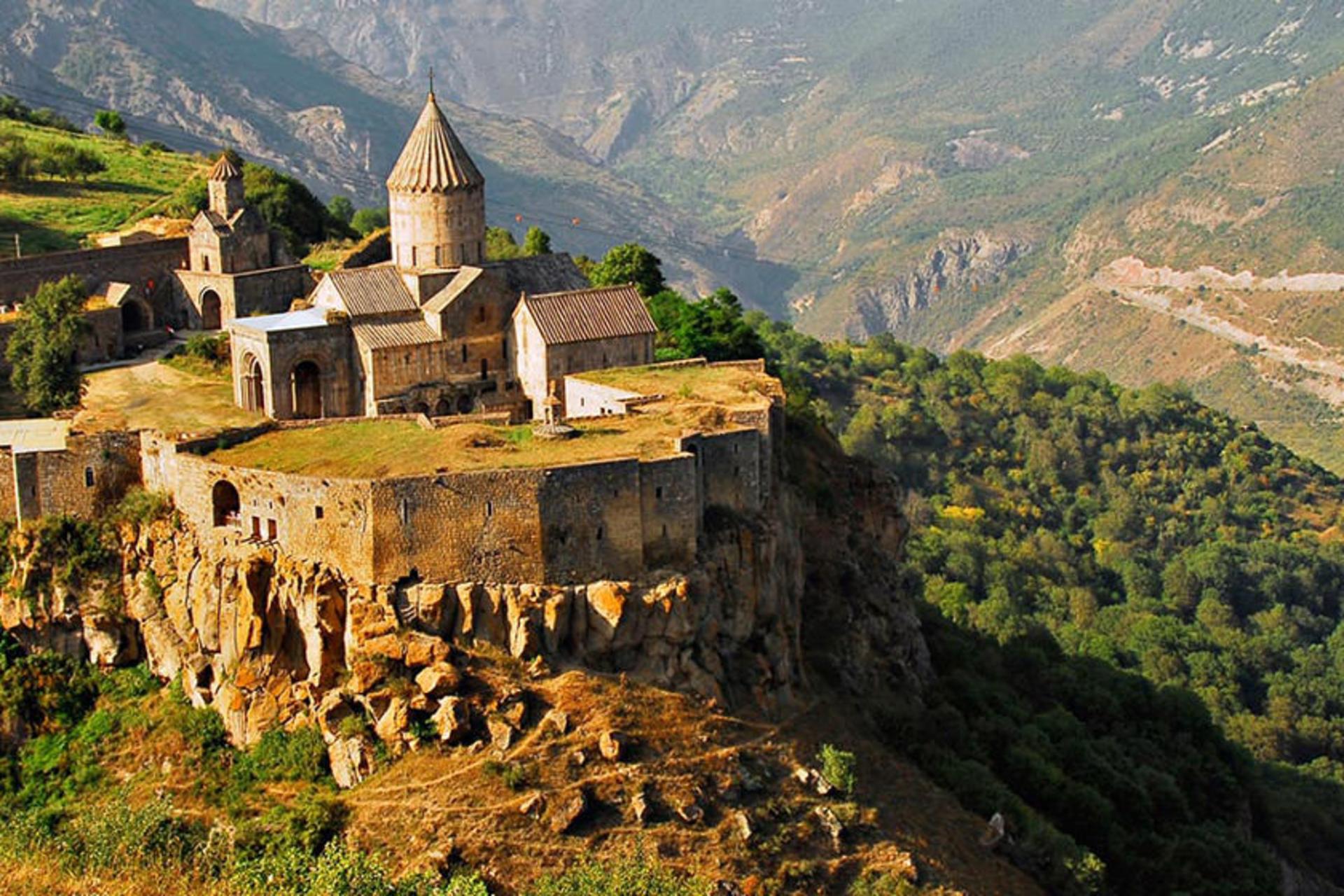 صومعه و کلیساهای ارمنستان