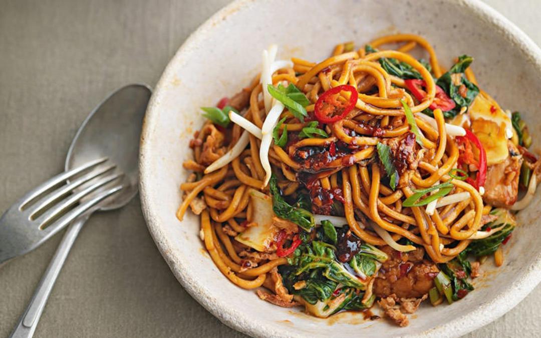 نودل سرخ شده (Mee Goreng)