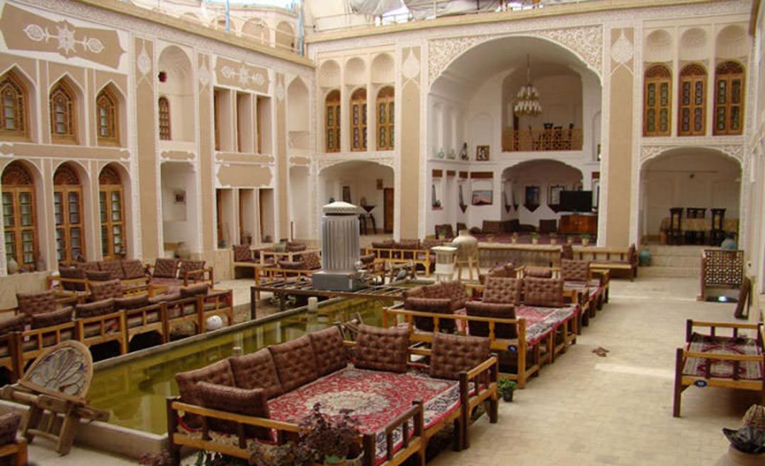 هتل آنتیک ملک التجار