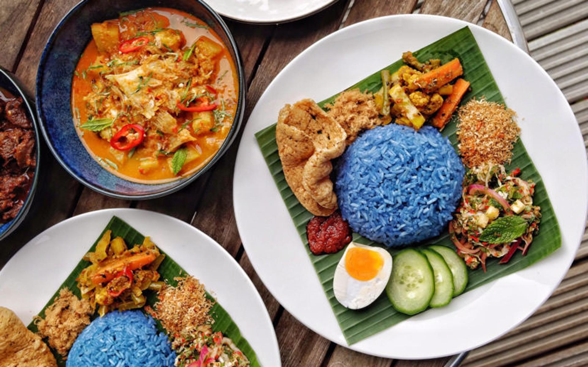 ناسی کرابو (Nasi Kerabu)
