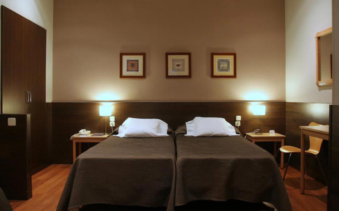 هتل هاستل وننسیا (Hostal Venecia)