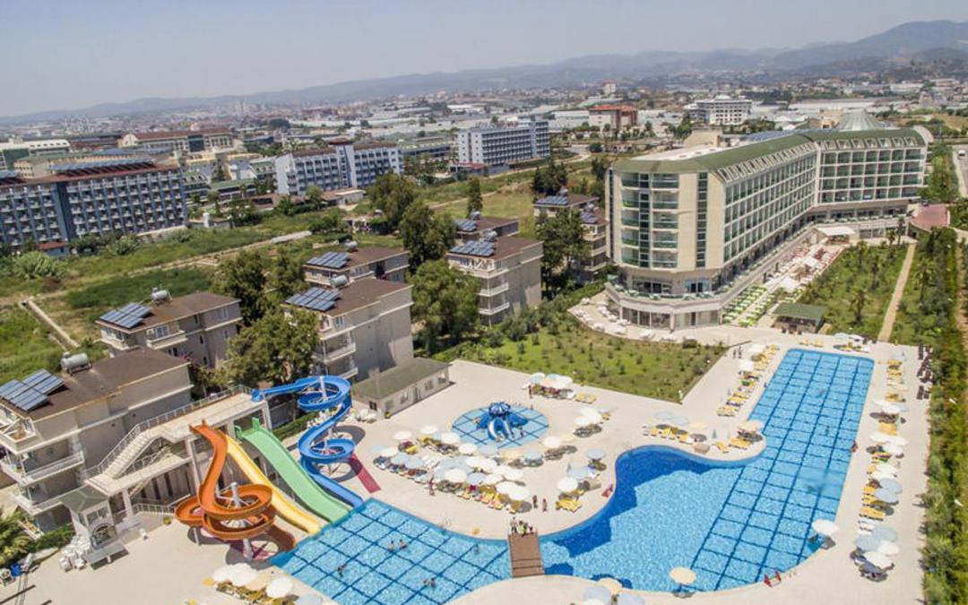 هتل هدف ریزورت (Hedef Beach Resort Hotel)