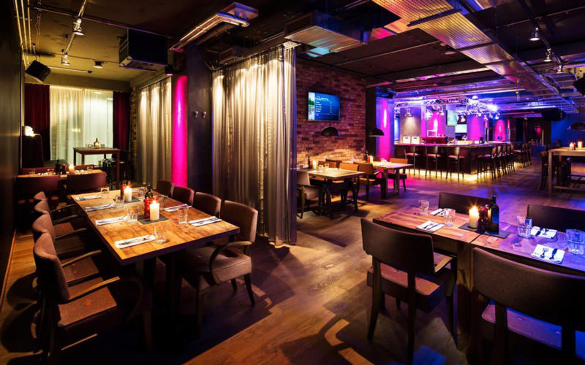 هتل پنتاهتل پراگ (pentahotel Prague)