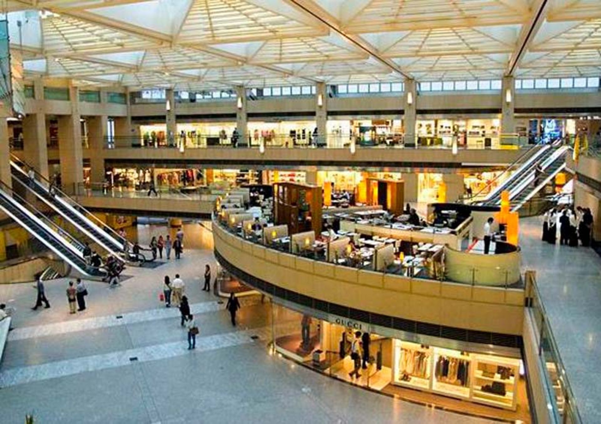 مرکز خرید لند مارک هنگ کنگ