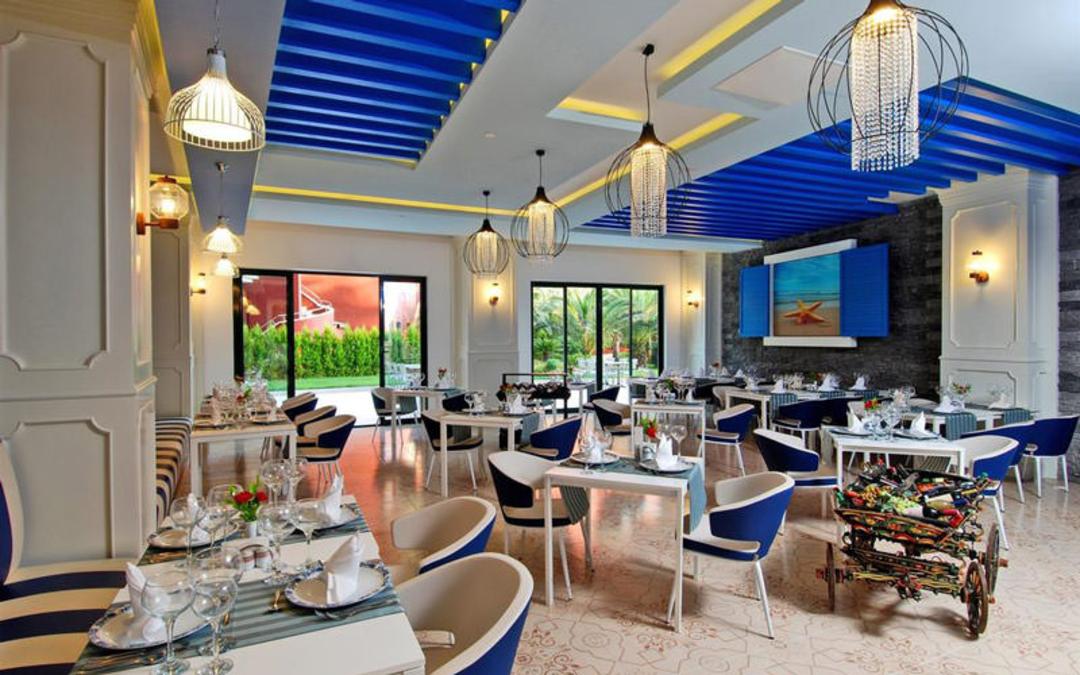هتل دلفین دلوکس ریزورت (Delphin Deluxe Resort)