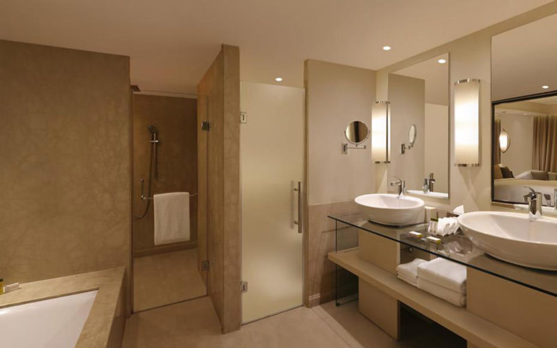 هتل دابل تری بای هیلتون آگرا (DoubleTree by Hilton Agra)