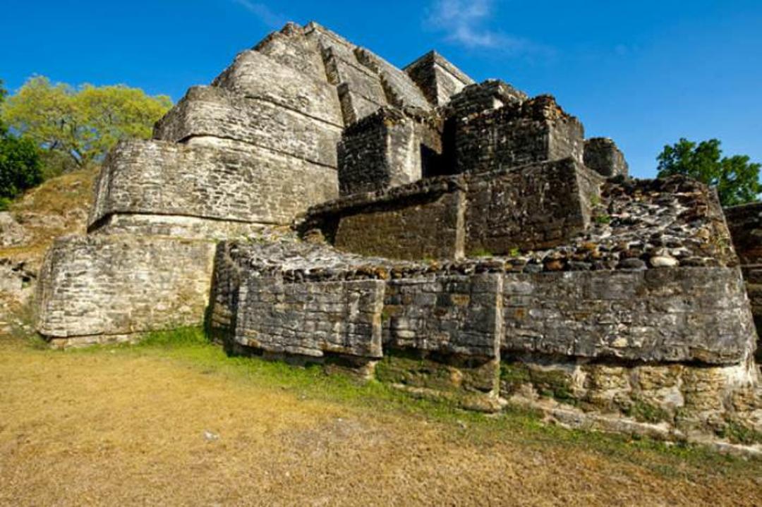 سایت باستان شناسی آلتون ها (Altun Ha)