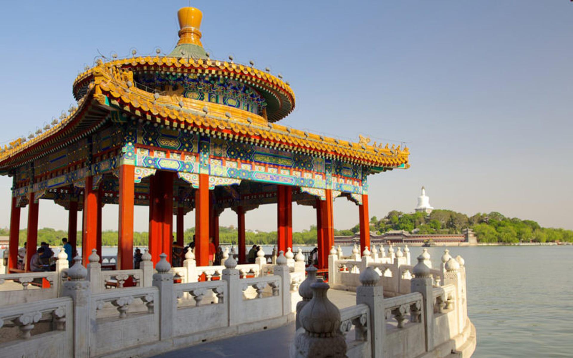 پارک بی‌های (Beihai Park)