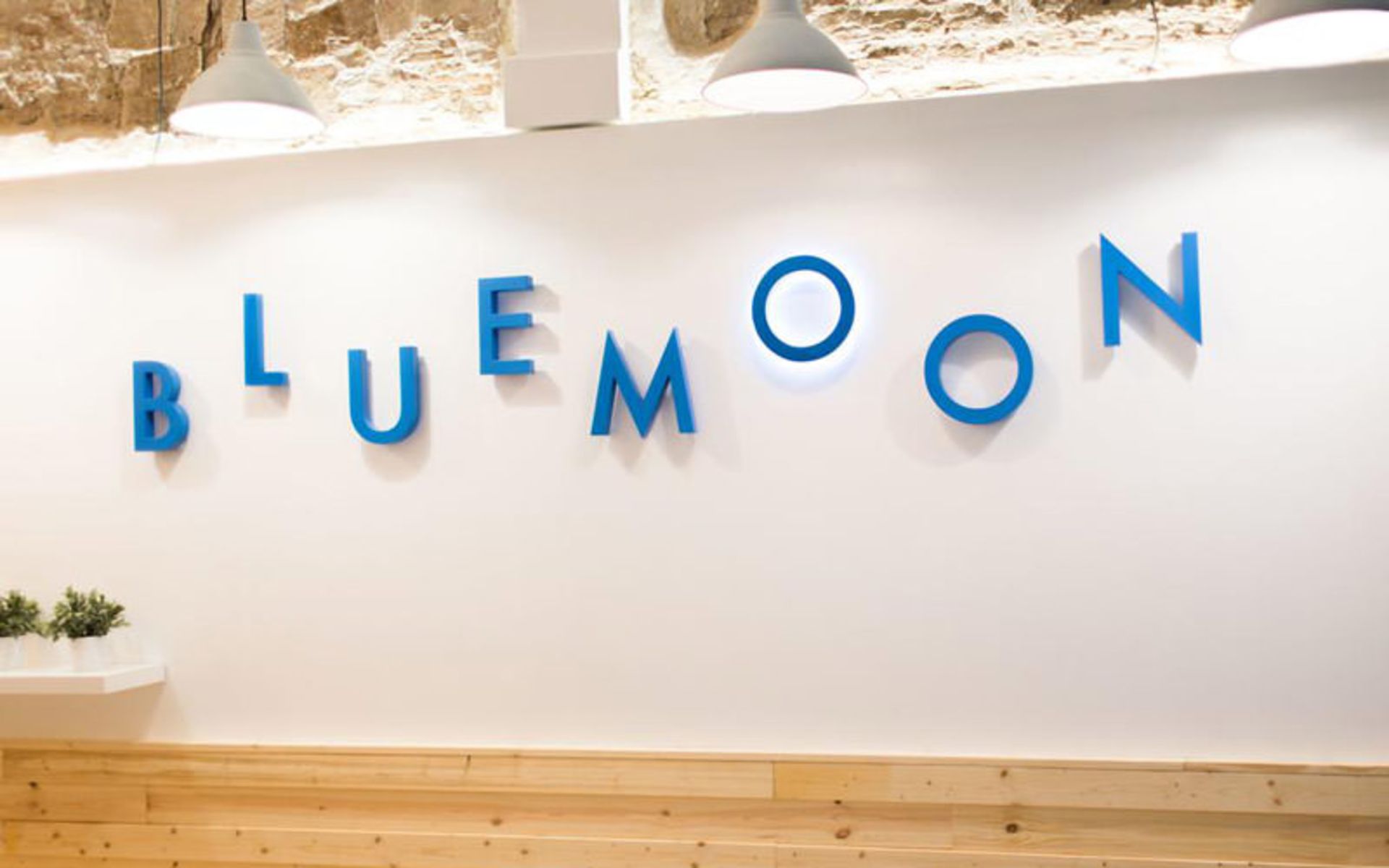 هتل بلو مون اپارتمنتز (Blue Moon Apartments)