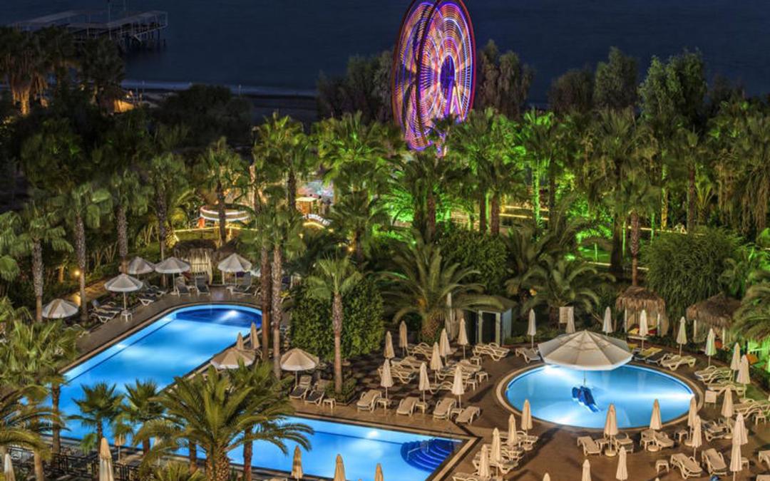 هتل دلفین دلوکس ریزورت (Delphin Deluxe Resort)