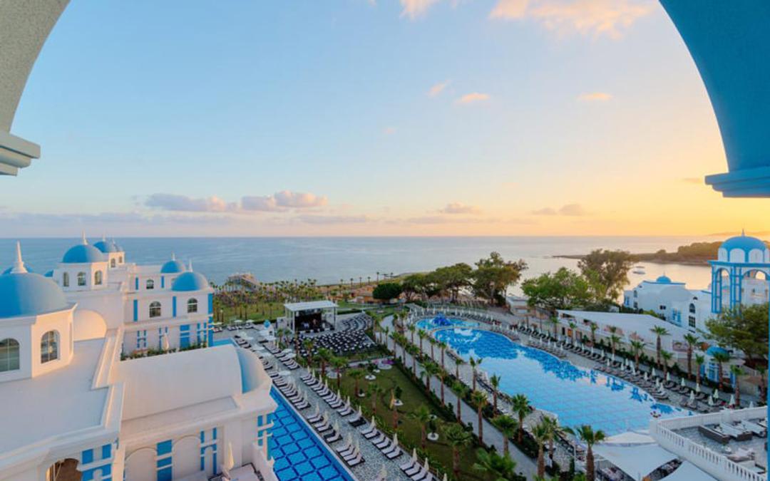 هتل روبی پلاتینیوم (Rubi Platinum Spa Resort & Suites)