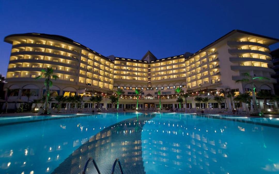 هتل سفیر ریزورت اند اسپا (Saphir Resort&Spa)