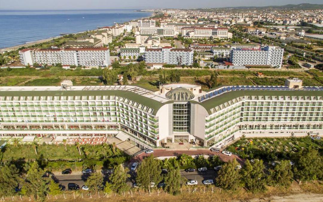 هتل هدف ریزورت (Hedef Beach Resort Hotel)
