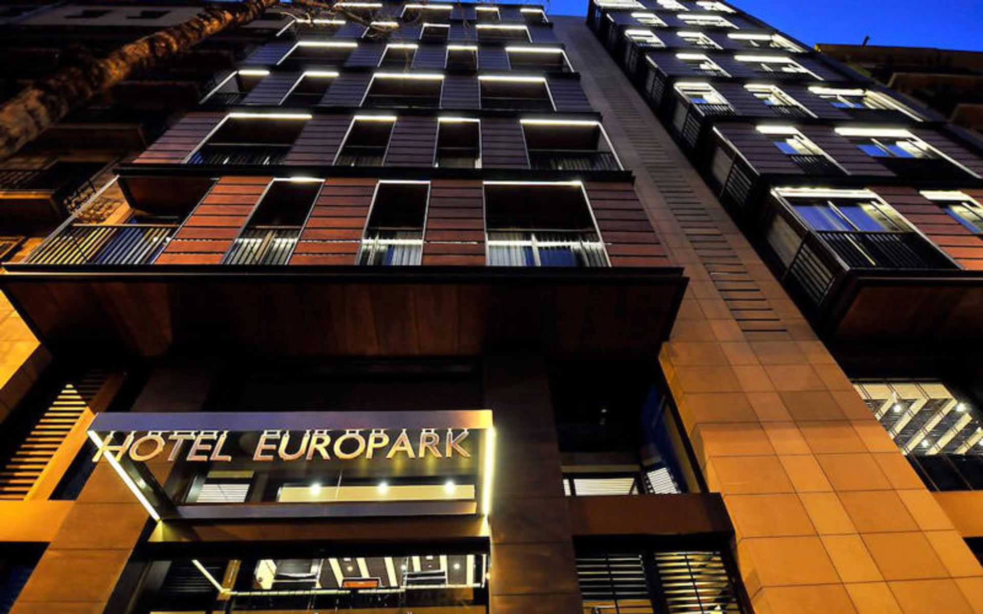 هتل یوروپارک (EuroPark Hotel)