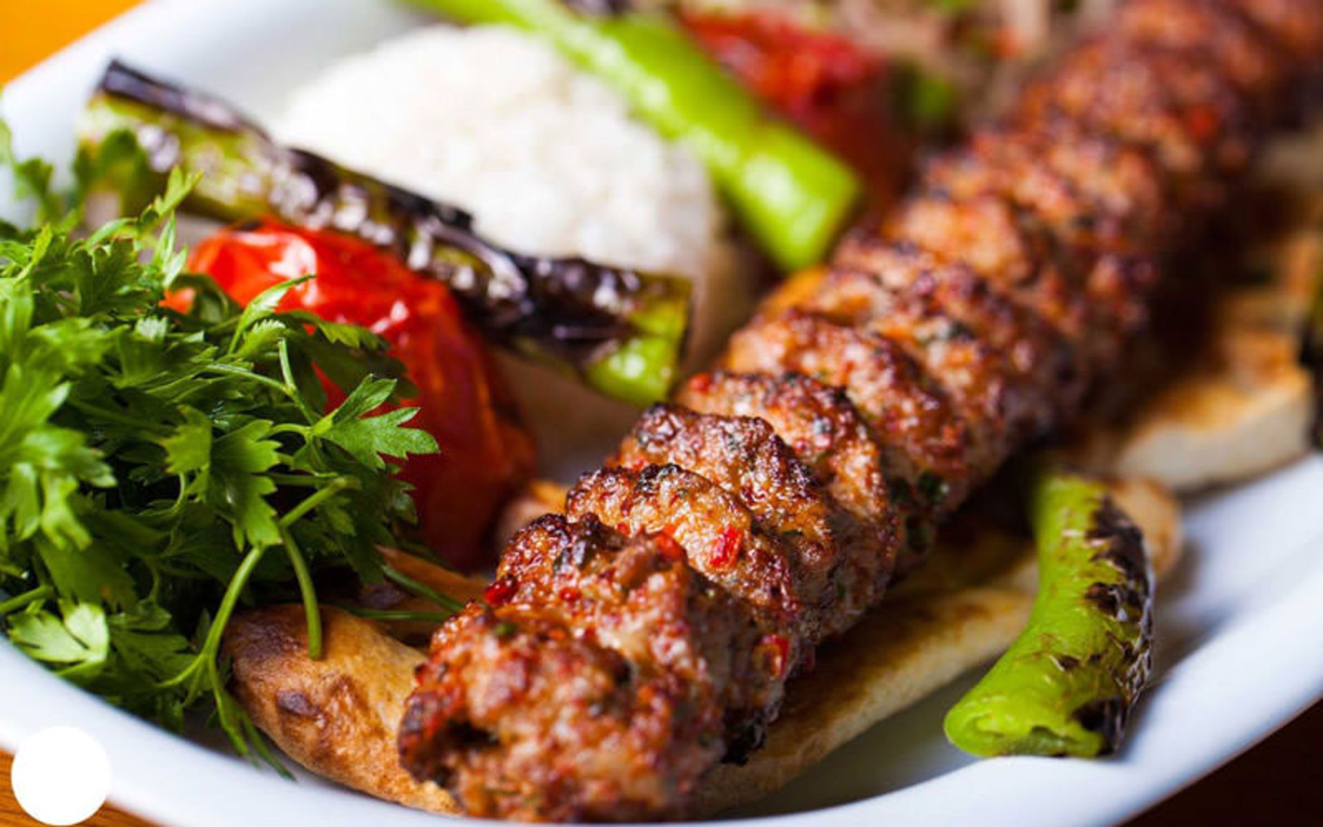 کباب آدانا (Adana kebabı)