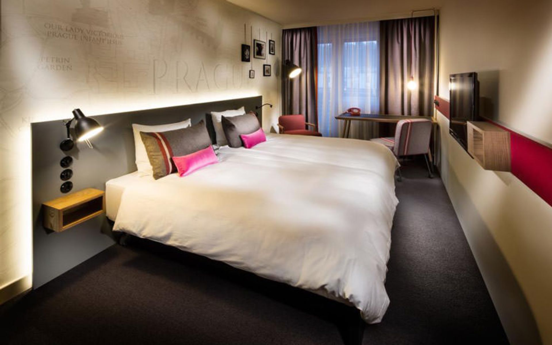 هتل پنتاهتل پراگ (pentahotel Prague)