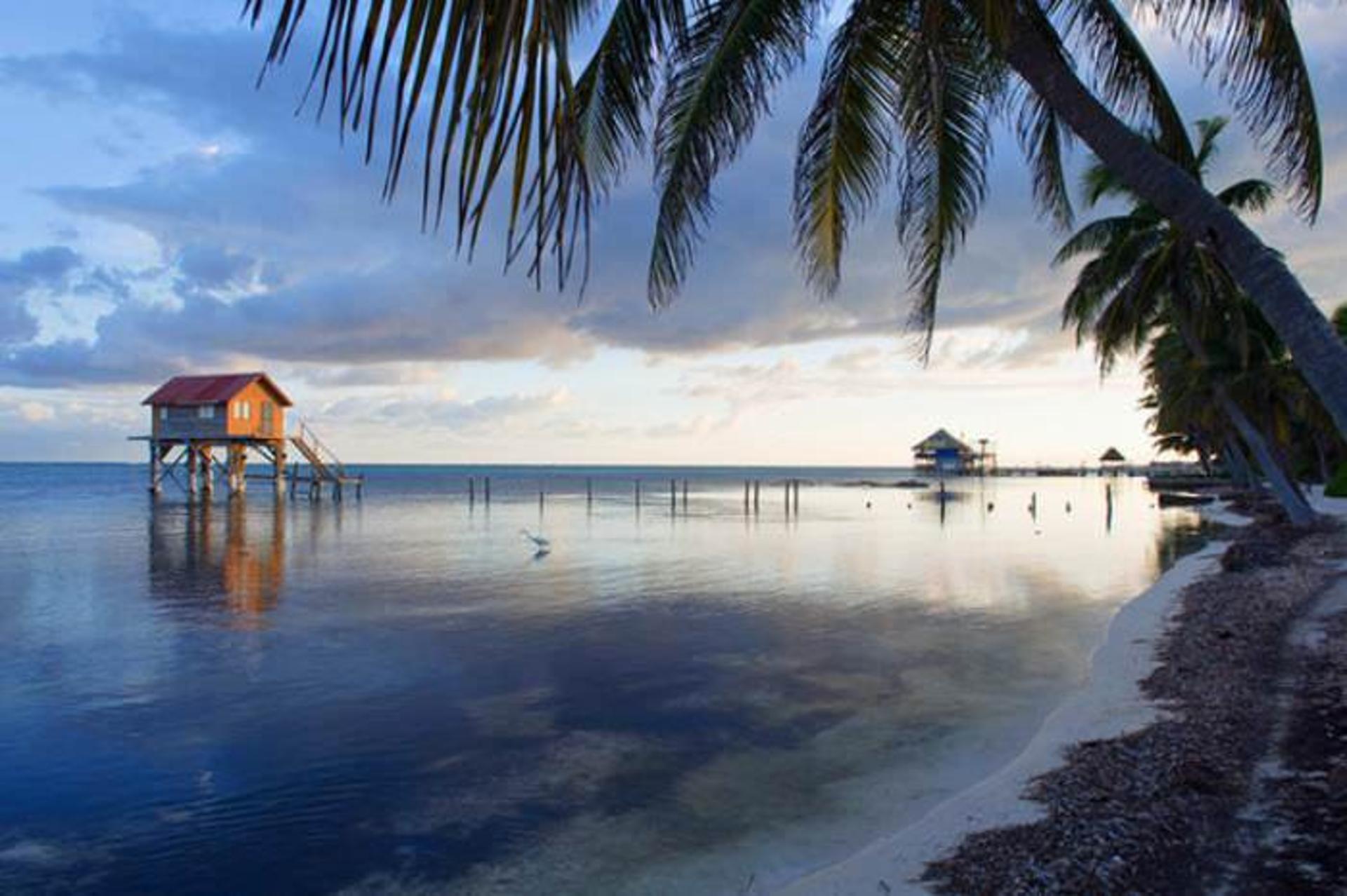 جزیره‌ی امبرگریس کی (Ambergris Caye)