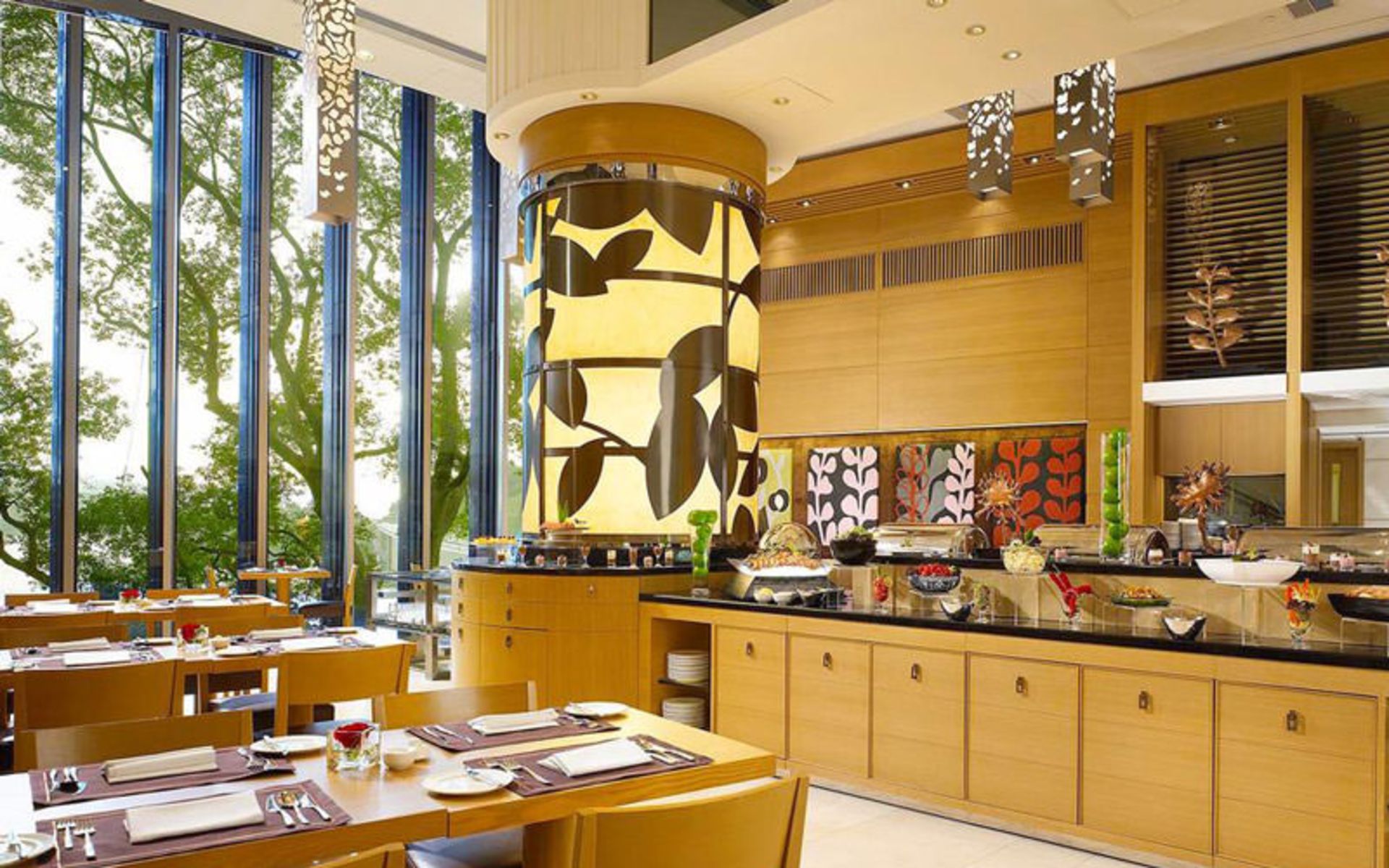 هتل رویال ویو (Royal View Hotel)