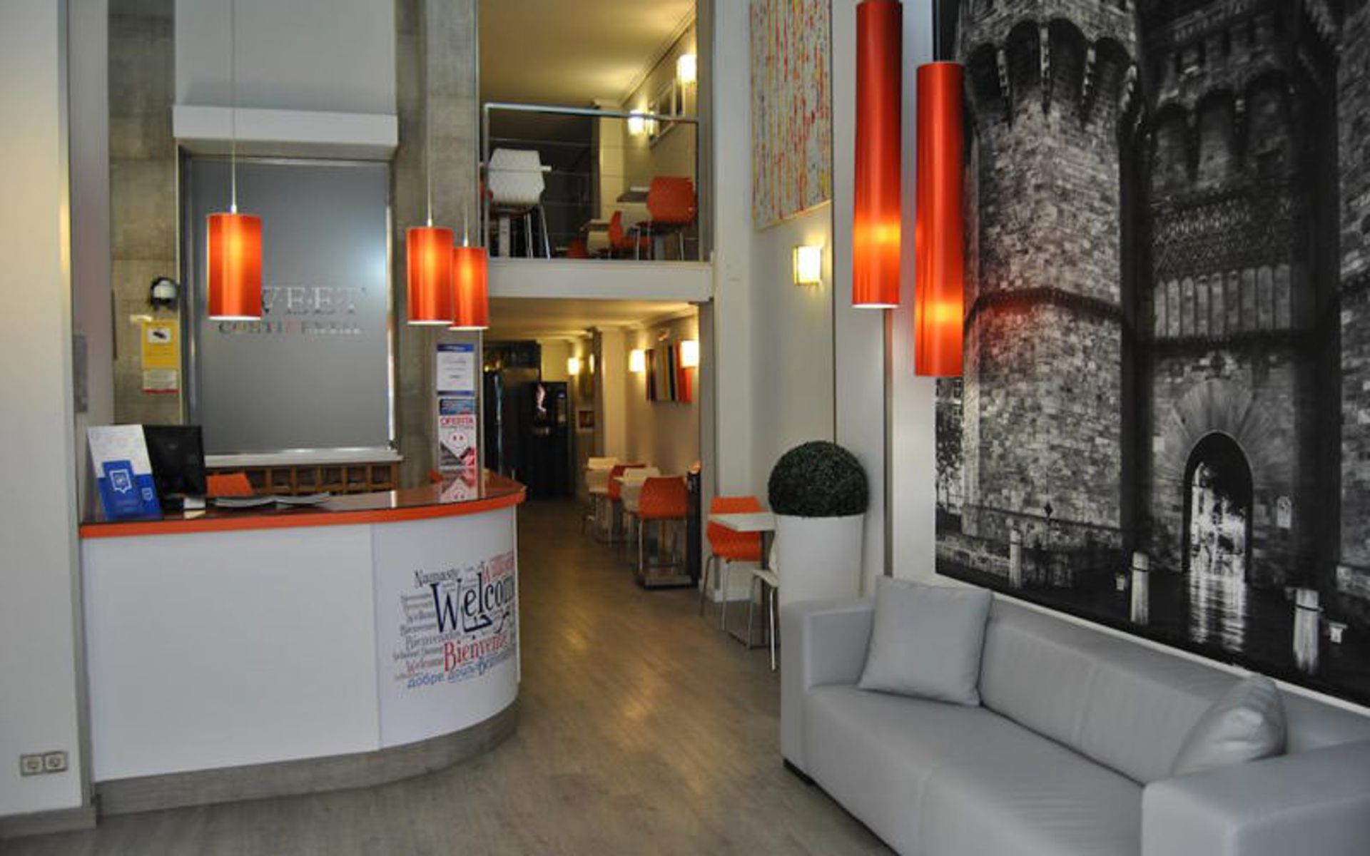 هتل سویت کانتینتال (Sweet Hotel Continental)